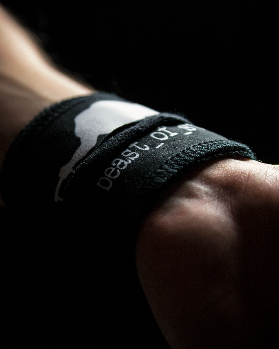 Black & White - Wrist Wraps - Image 5